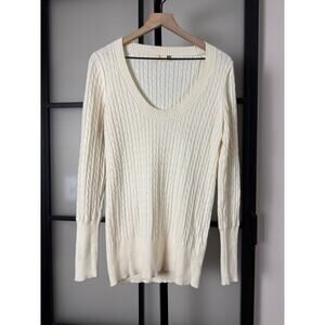 Y2K Long Gap Sweater Size Large